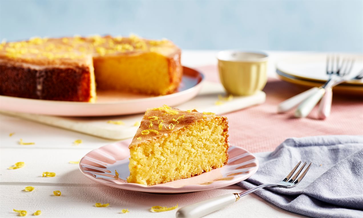 Lemon Polenta Cake Recipe | Dr. Oetker