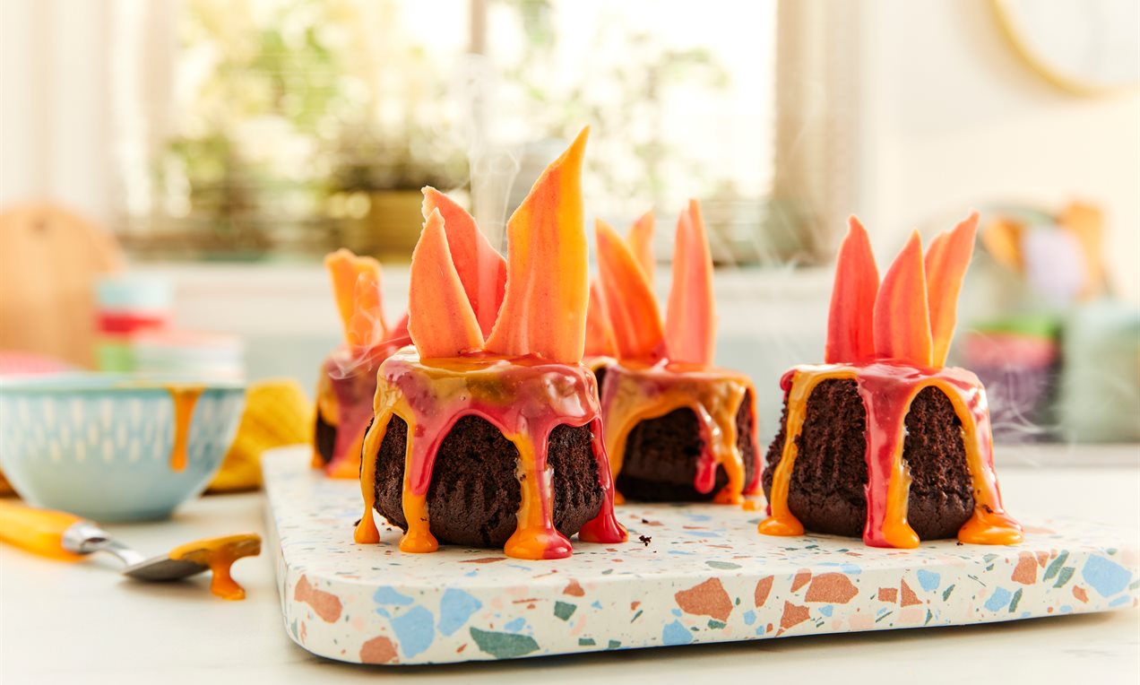 Volcano Cake Decorating Instructions