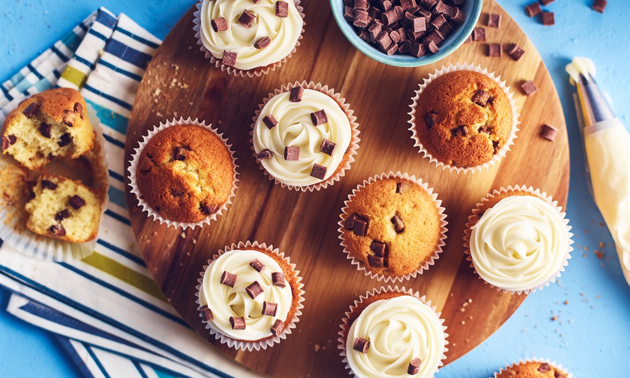 Chocolate Chunk Cupcakes Recipe | Dr. Oetker