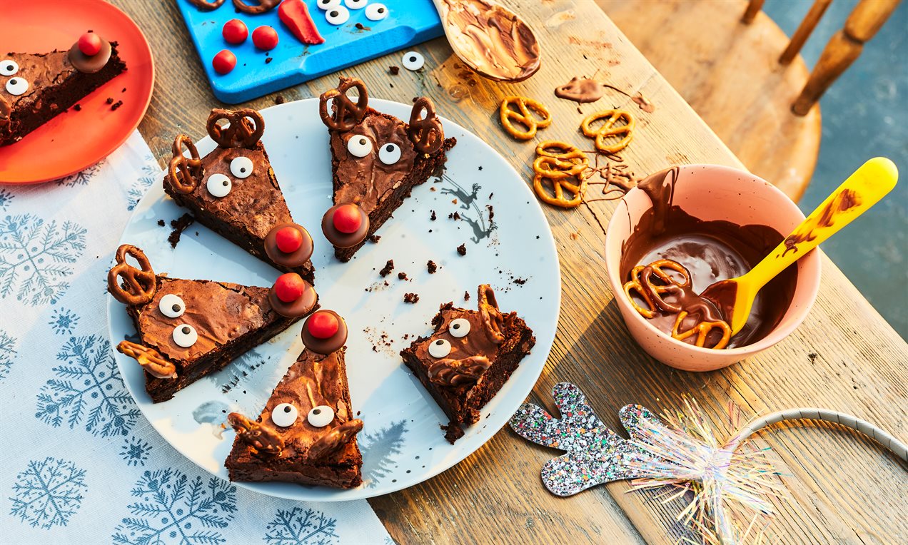 Reindeer Brownies Recipe Dr. Oetker