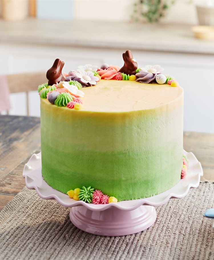 Fancy pistachio, mascarpone and strawberry cake | Recipe | Cake, Desserts, Pistachio  cake