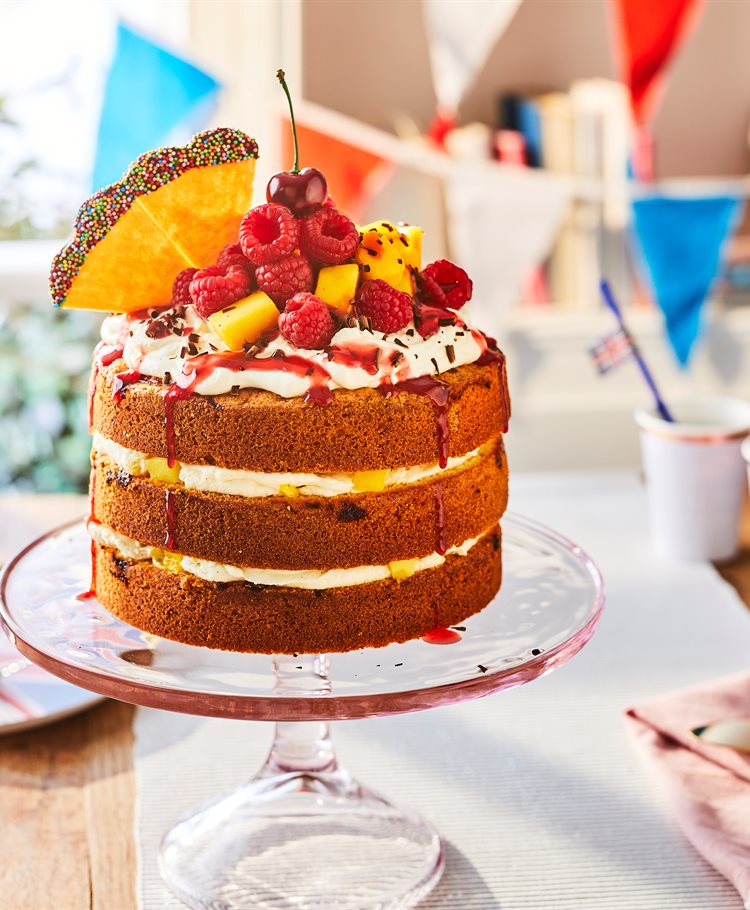 New Orleans Berry Chantilly Cake Recipe - Eat Dessert First