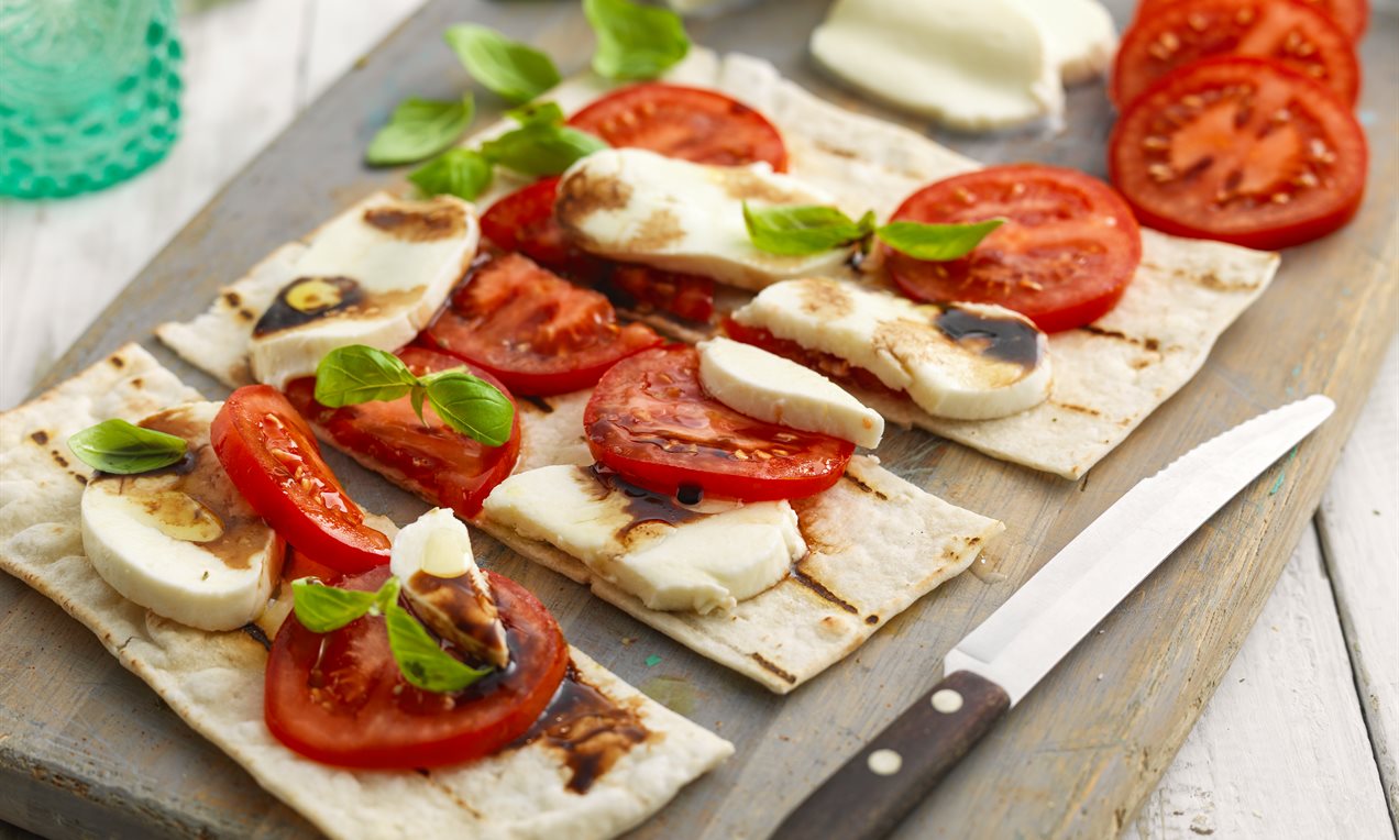 Gluten Free Caprese Tortilla Flatbread Recipe Dr. Oetker