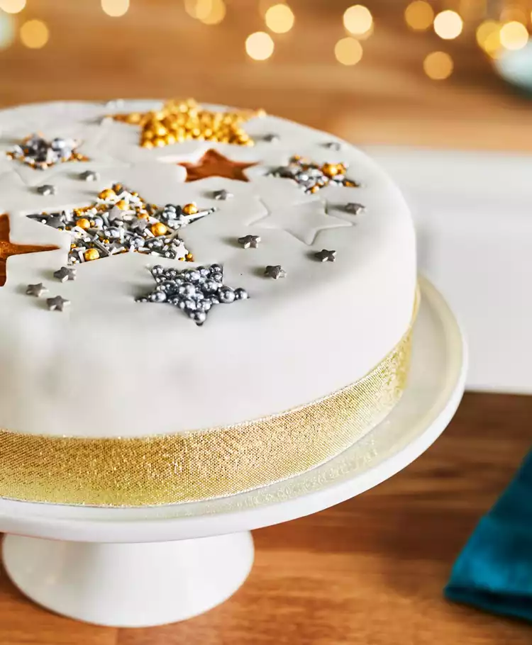 Christmas Cake / Rum Cake With Nuts And Dryfruits | bakehoney.com