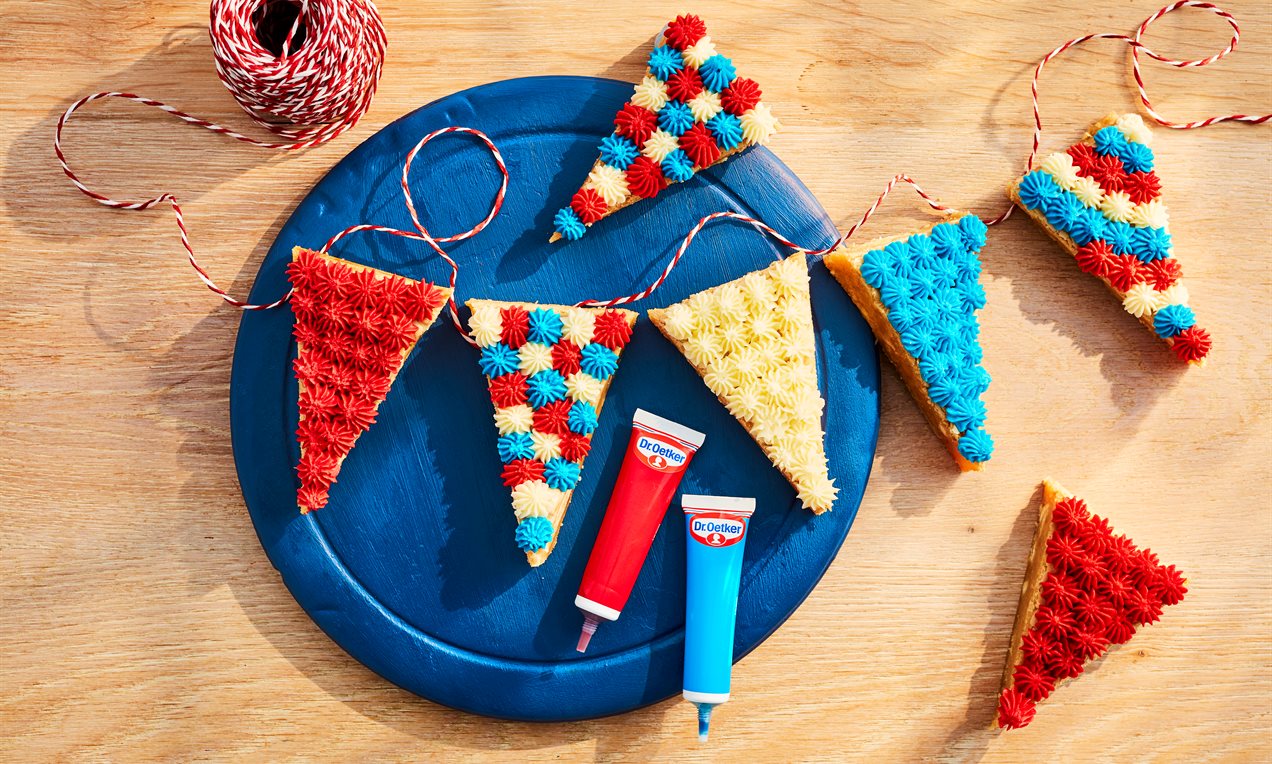 Custard Cream Bunting Blondie Recipe | Dr. Oetker