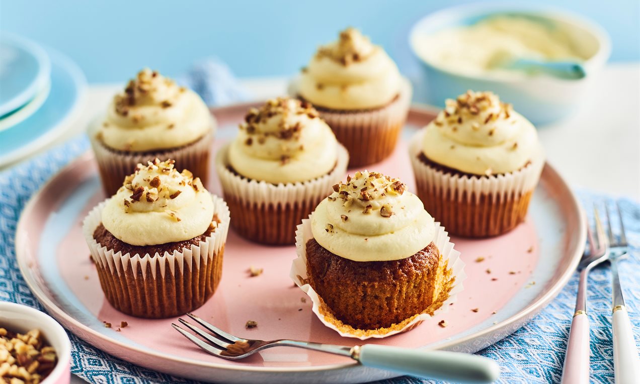 Carrot Cake Cupcakes Recipe | Dr. Oetker