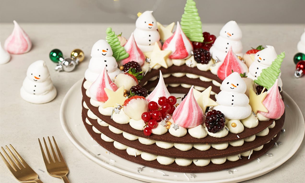 Christmas Cookie Cake Recipe | Dr. Oetker