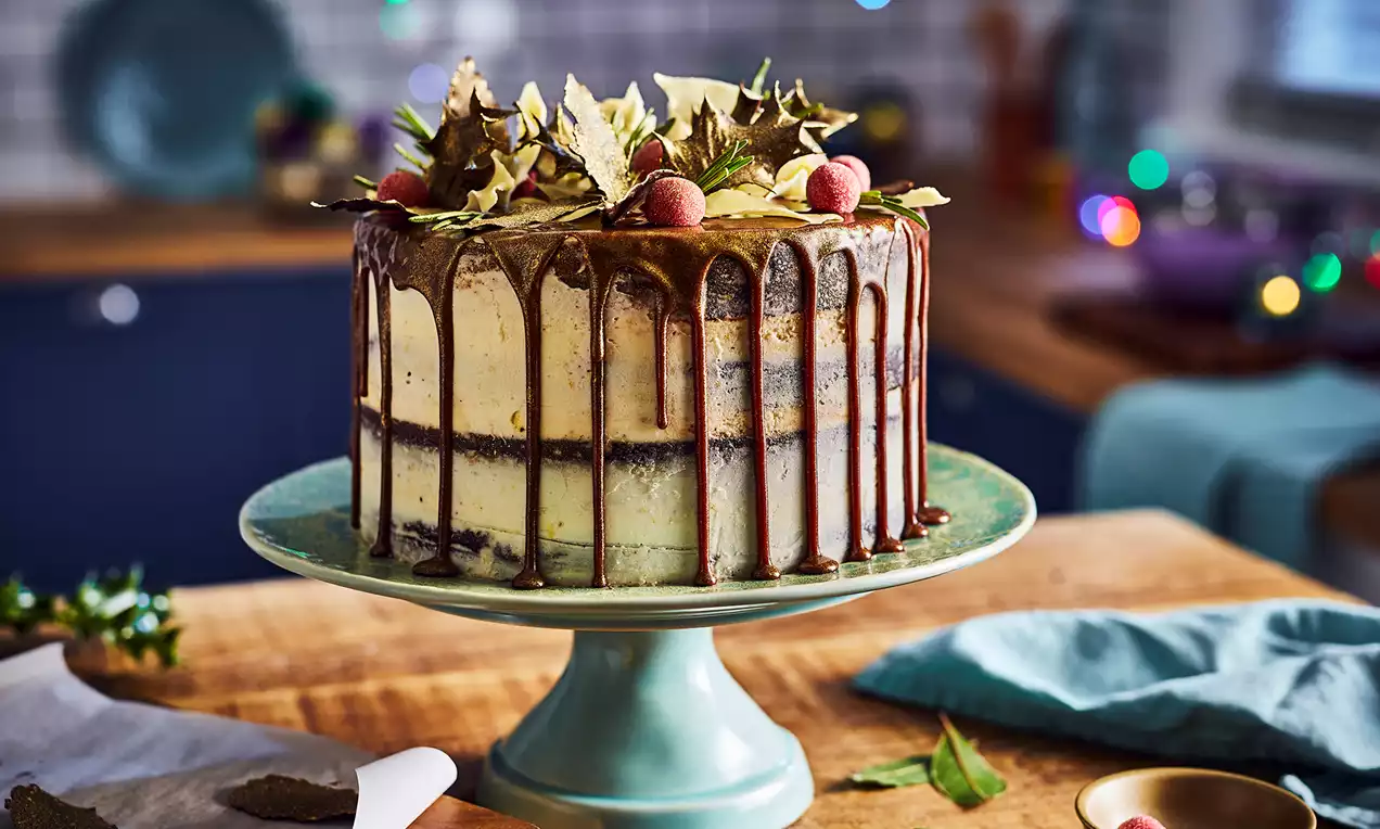 Salted Caramel Chocolate Cake For A Birthday | Tin and Thyme