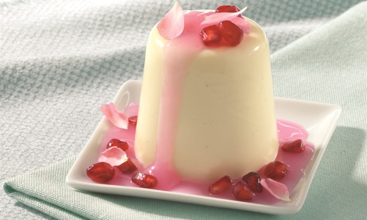 Rose and Vanilla Panna Cotta Recipe Dr. Oetker