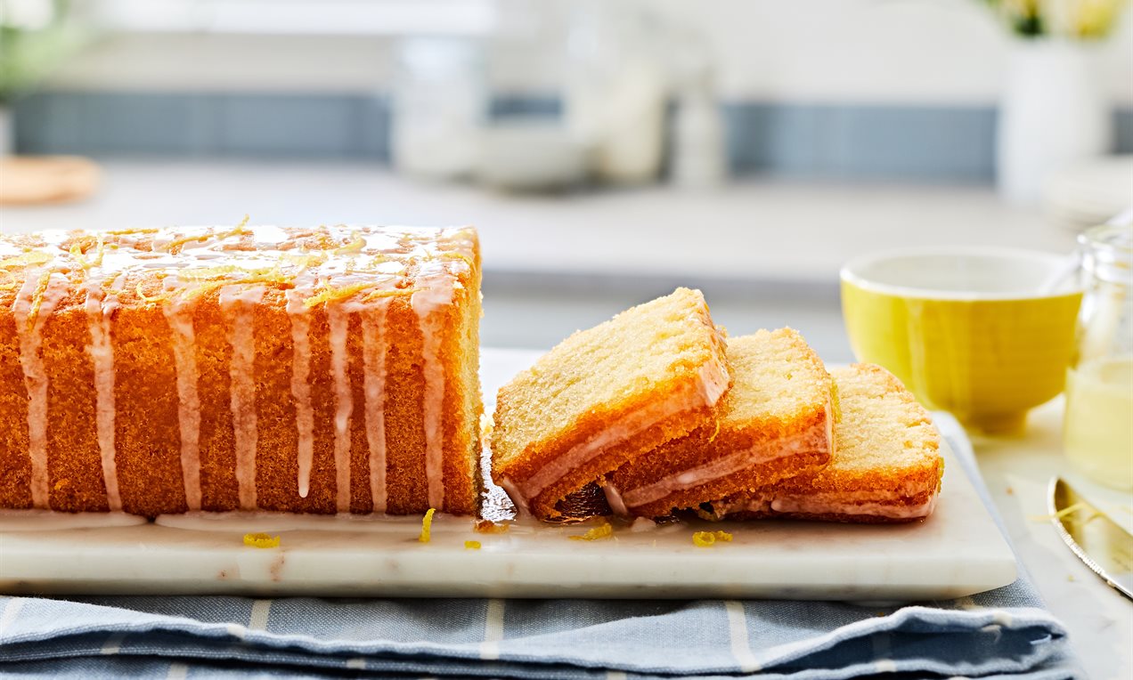 Gluten Free Lemon Drizzle Recipe | Dr. Oetker