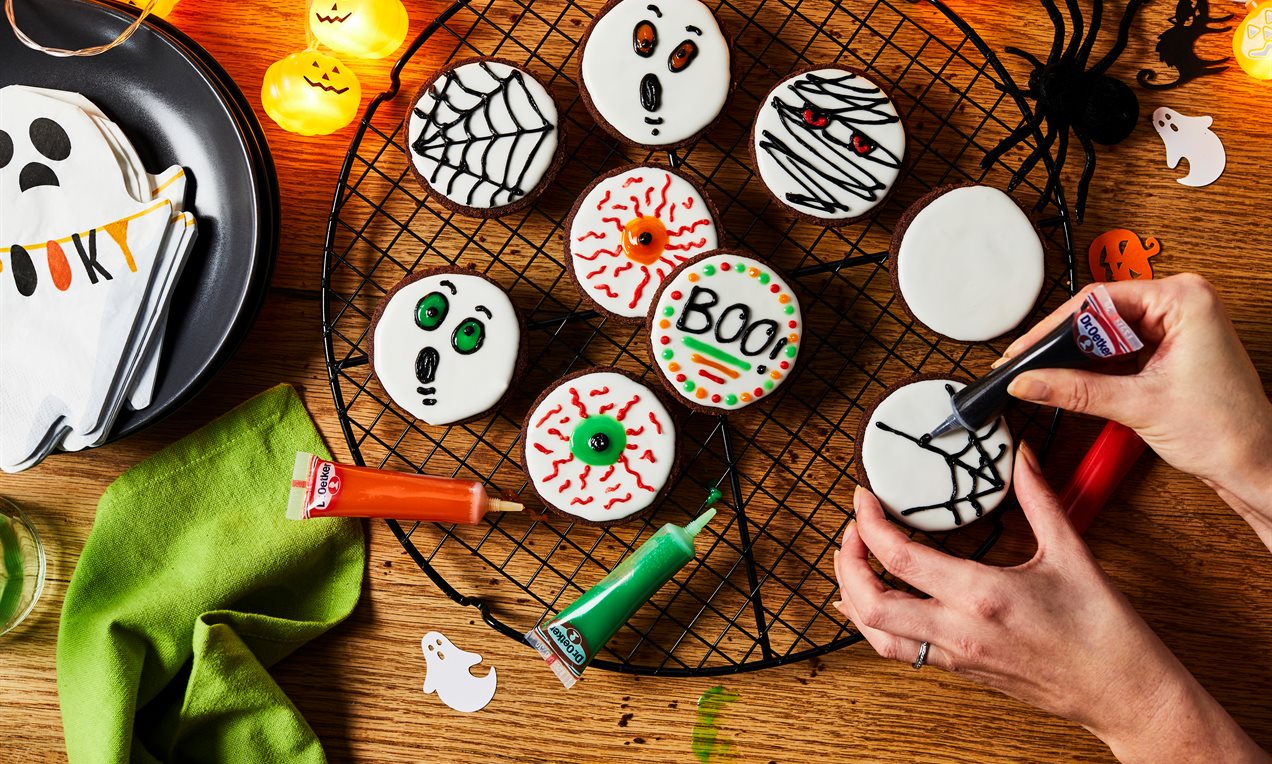 Halloween Biscuits Recipe Recipe | Dr. Oetker