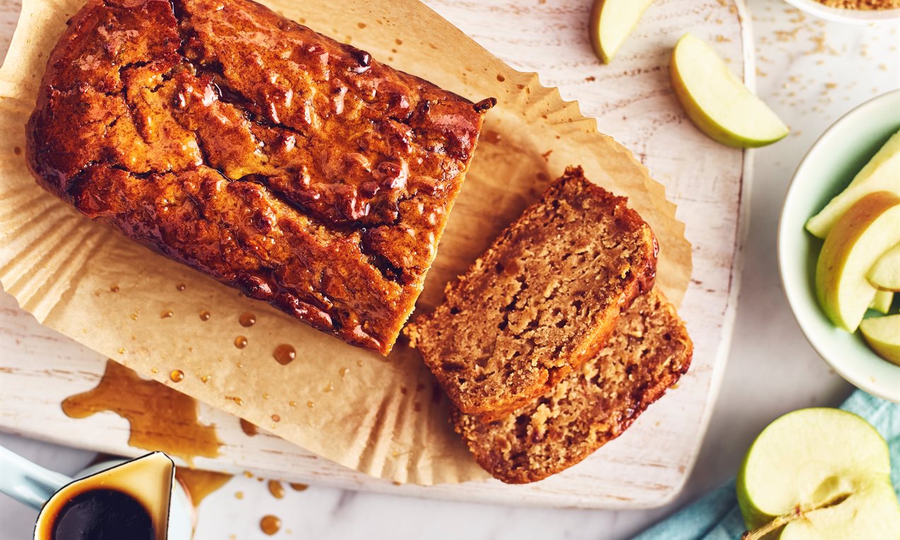 Apple, Date and Caramel Vegan Loaf Recipe | Dr. Oetker