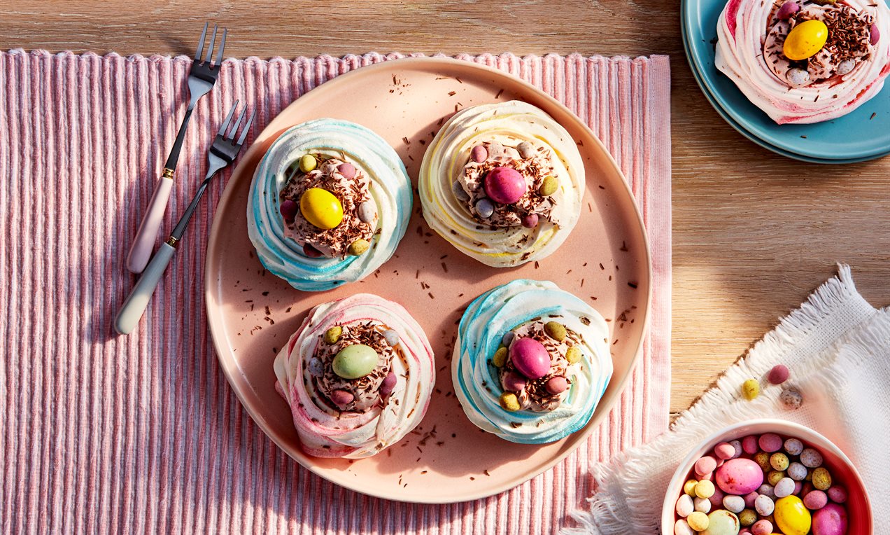 Easter Meringue Nests Recipe | Dr. Oetker