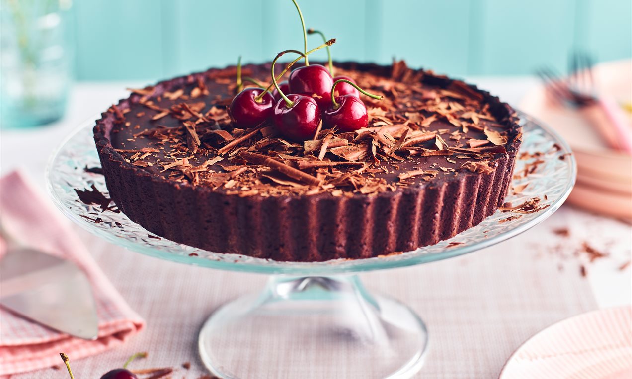 Extra Dark Chocolate and Cherry Tarte Recipe | Dr. Oetker