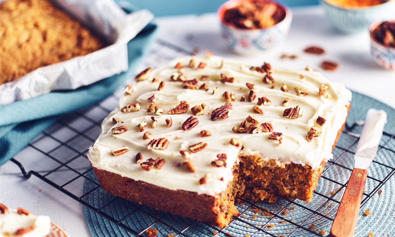 Gluten Free Carrot Cake Traybake Recipe | Dr. Oetker
