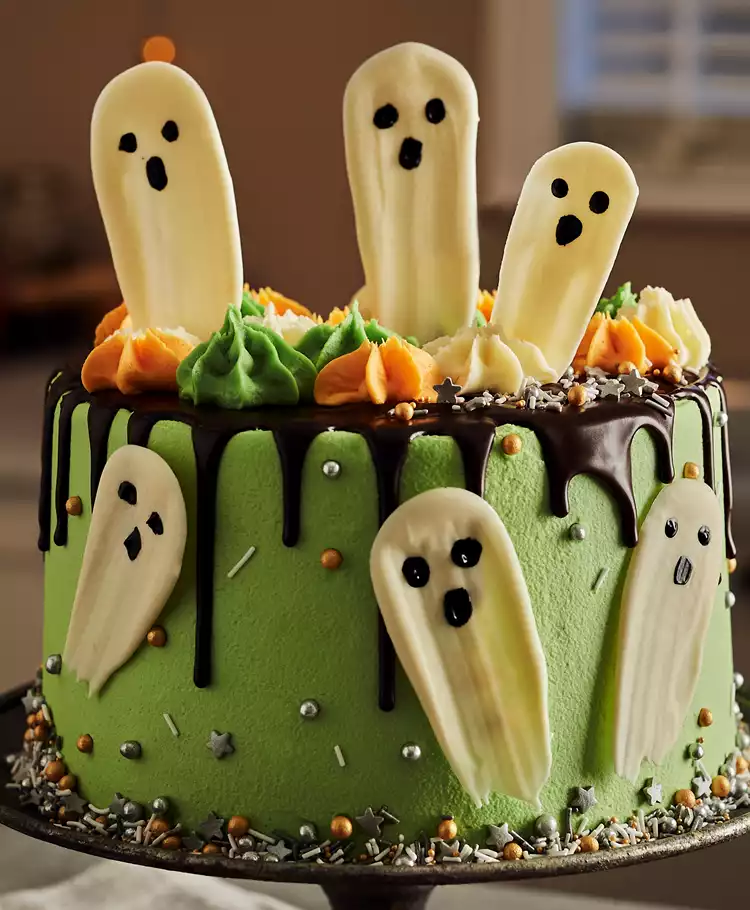 Easy Halloween Cake - Two Sisters